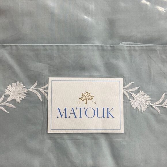 Daphne Bedding by Matouk king Sham 21” X 36” Corded Edge Daphne Pool - Picture 2 of 5